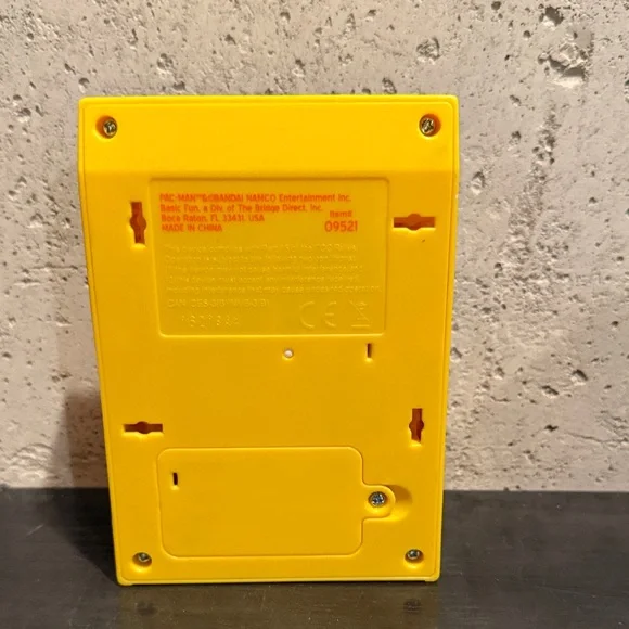Retro Handheld PAC-MAN Game - Picture 2 of 2